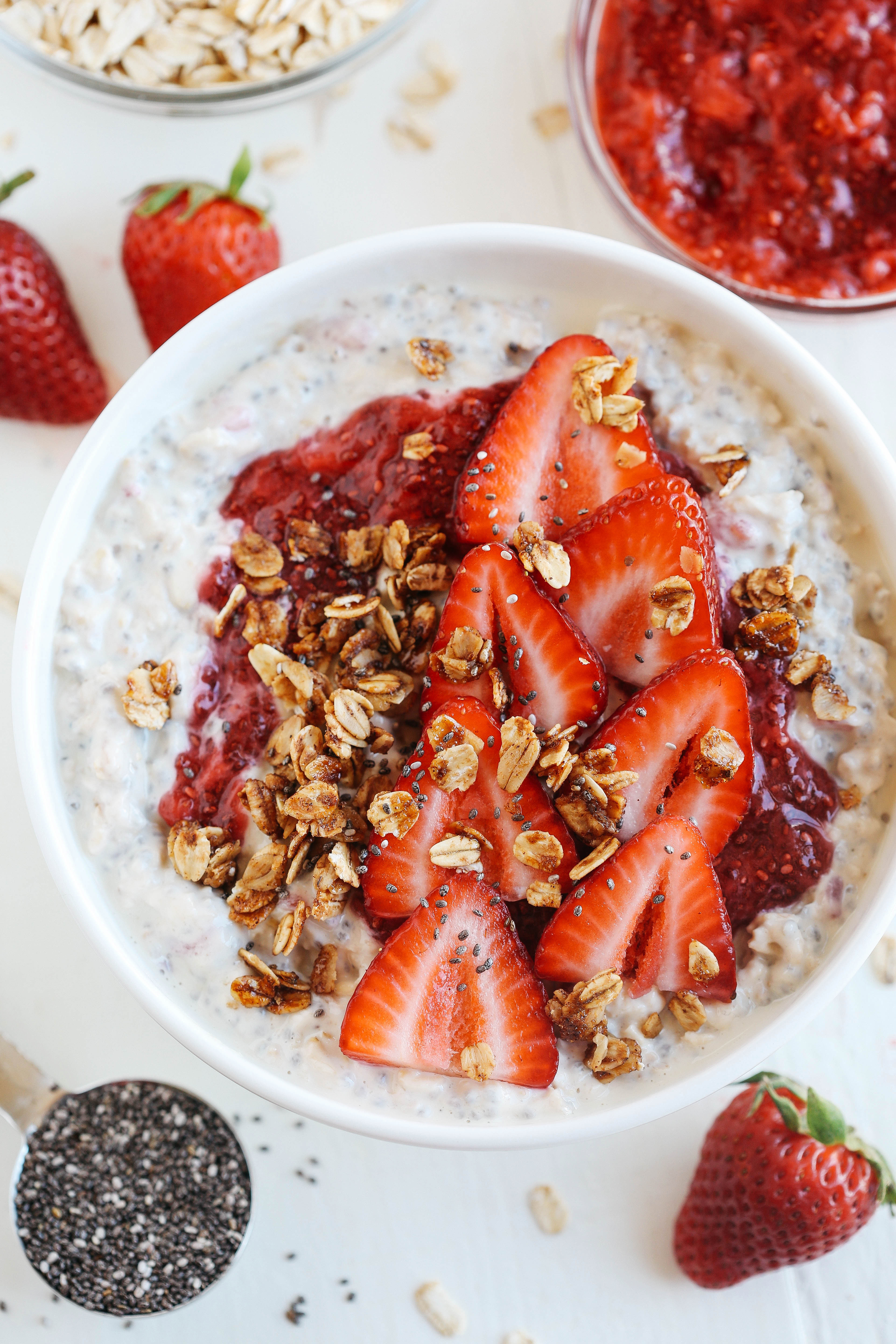 These Strawberry Chia Overnight Oats with homemade chia seed jam are easily made in just minutes the night before giving you a delicious healthy breakfast to enjoy as soon as you wake up! 