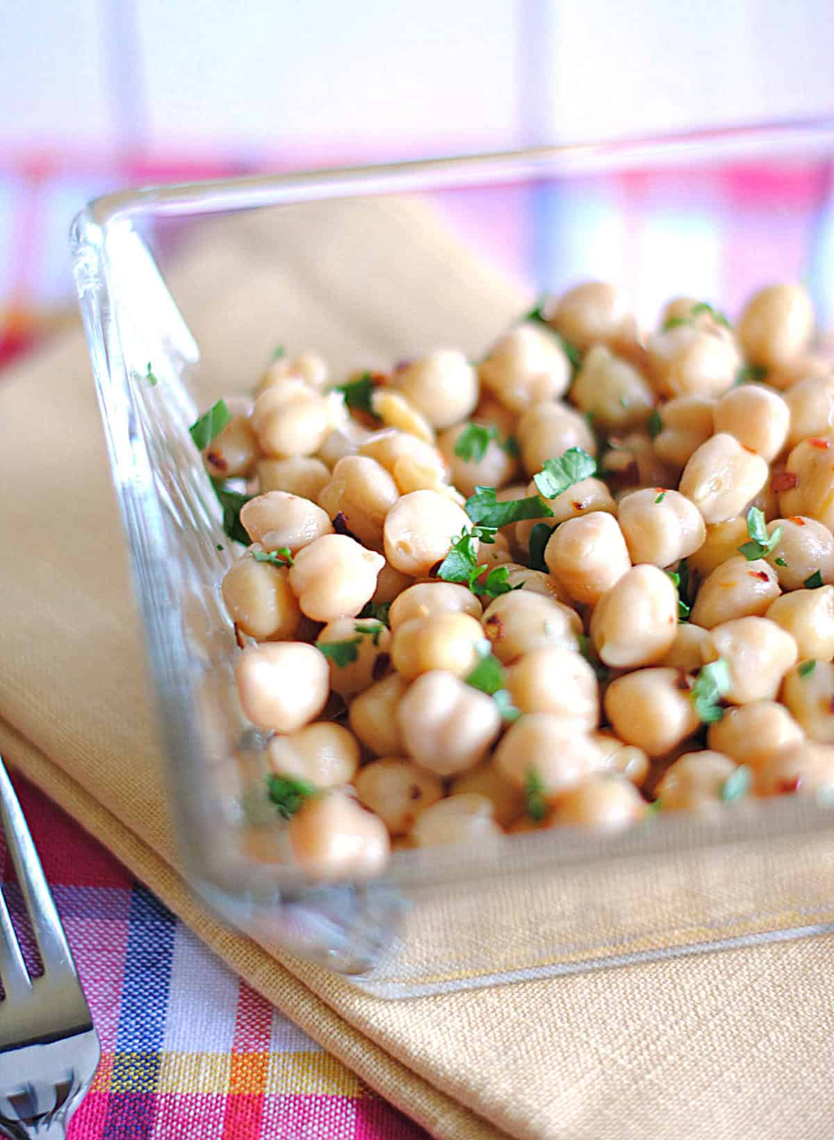 Lemony Chickpea Salad