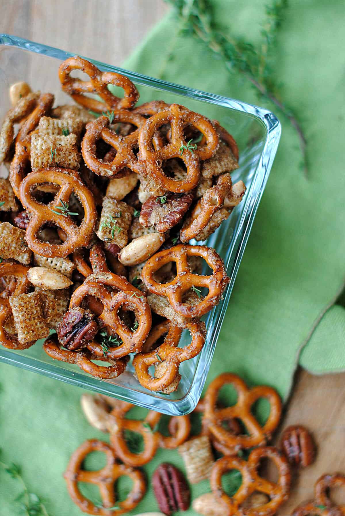 Sweet and Spicy Pretzel Mix