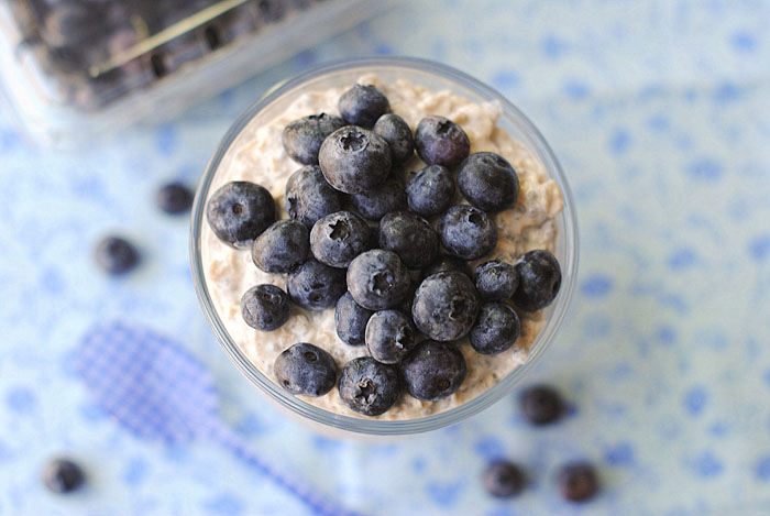 Blueberry Muffin Overnight Oats | Eat Yourself Skinny