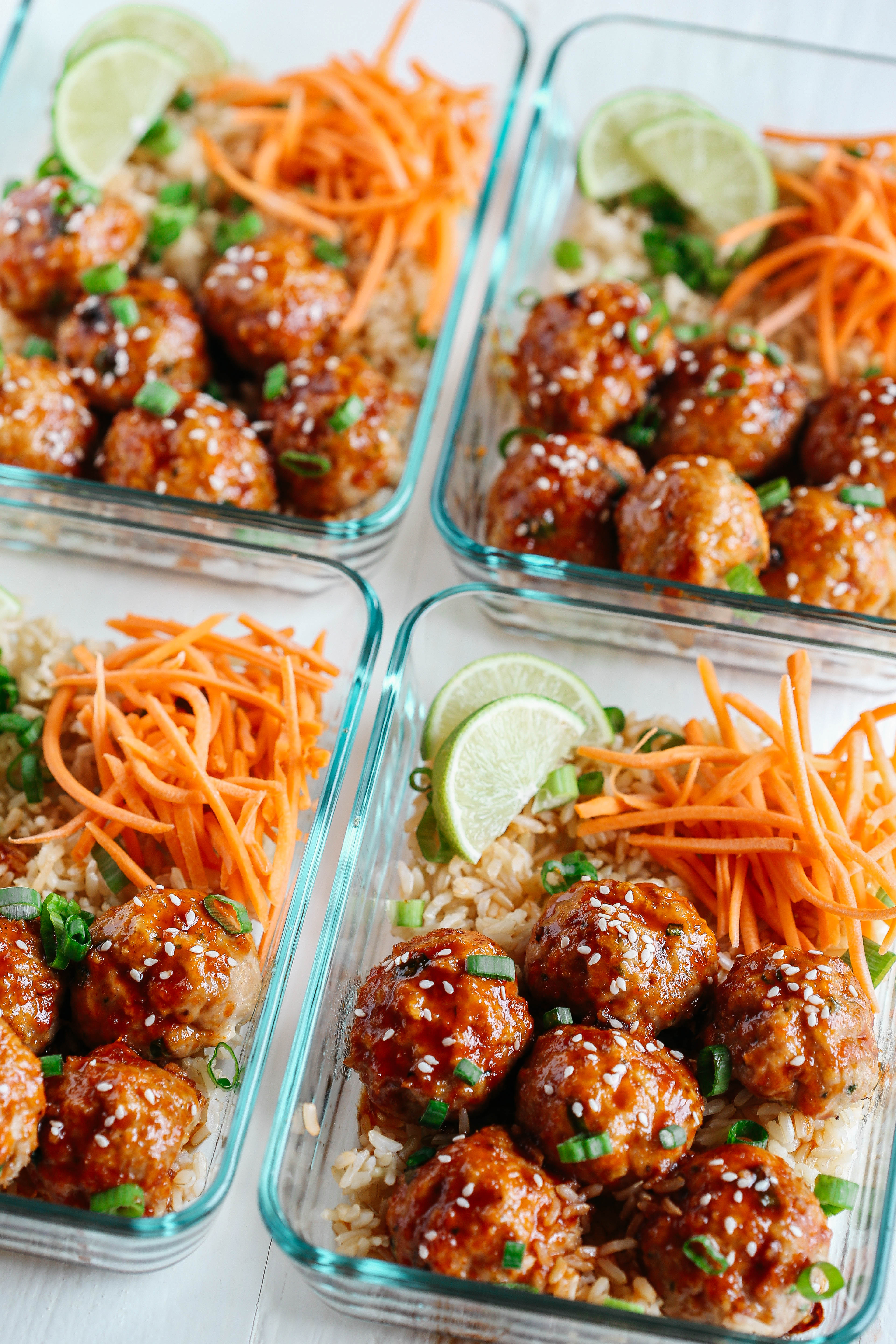 These Honey Sriracha Glazed Meatballs are sweet, spicy and full of so much flavor! They also take less than 30 minutes to make and are perfect for weekly meal prep!