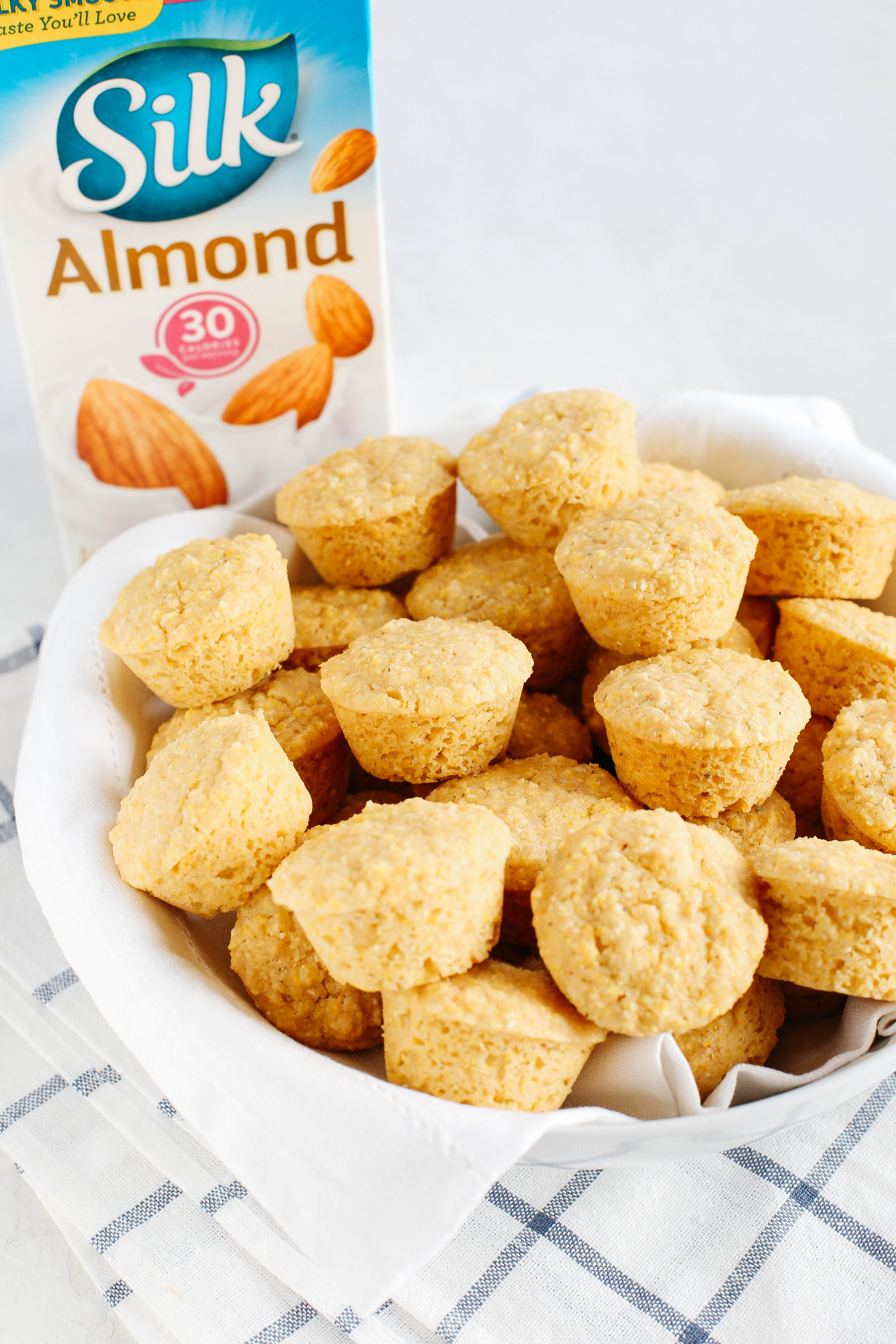 Moist and Fluffy Honey Cornbread Mini Muffins! #dairyfree #vegan