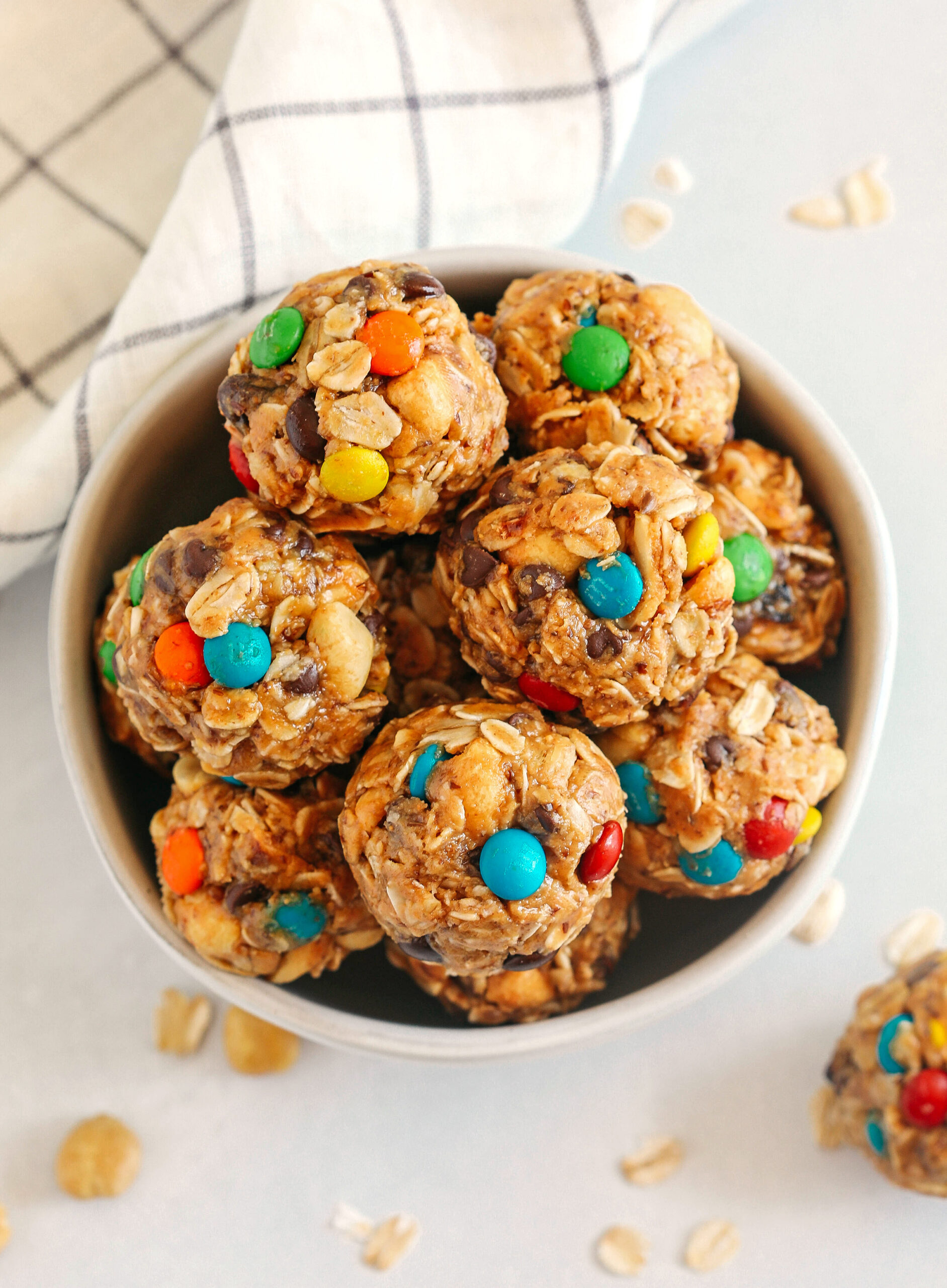 Delicious Peanut Butter Trail Mix Balls easily made in just 15 minutes with a few simple ingredients!  Perfect back-to-school snack that your kids will love!