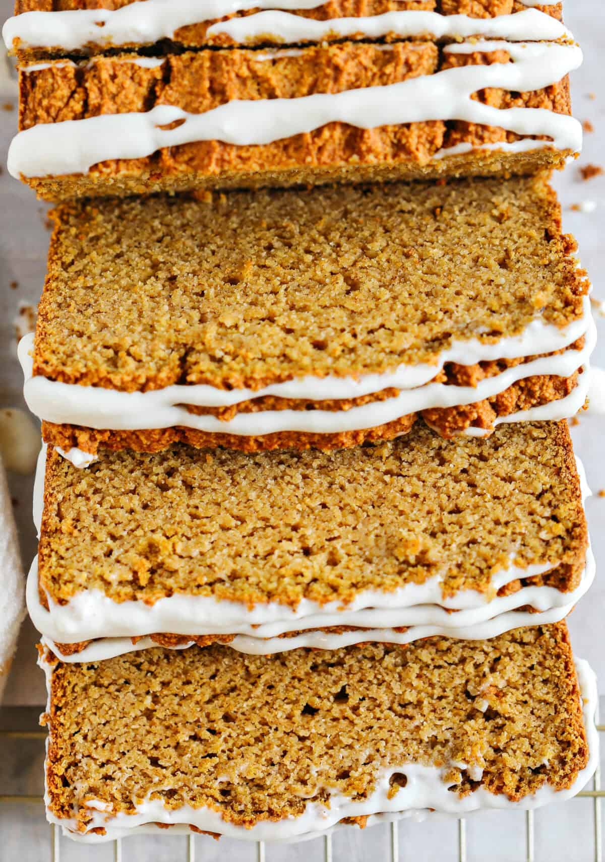 Gluten-free almond flour pumpkin bread with pumpkin and warm spices