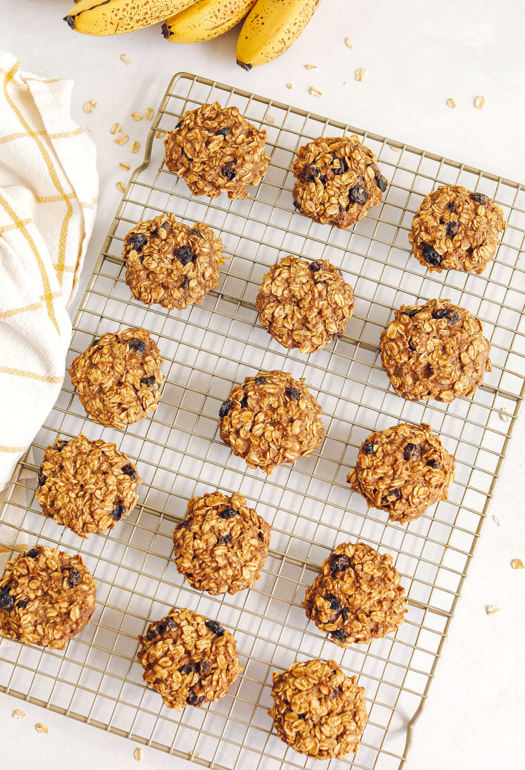 Chewy and delicious Banana Oatmeal Breakfast Cookies easily made with simple, wholesome ingredients and naturally sweetened for the perfect healthy cookie you can enjoy for breakfast or serve as an after school snack!