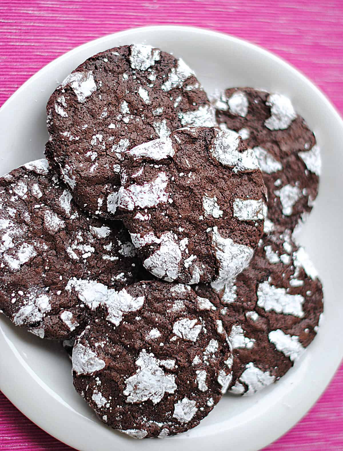 Skinny Chocolate Crinkle Cookies