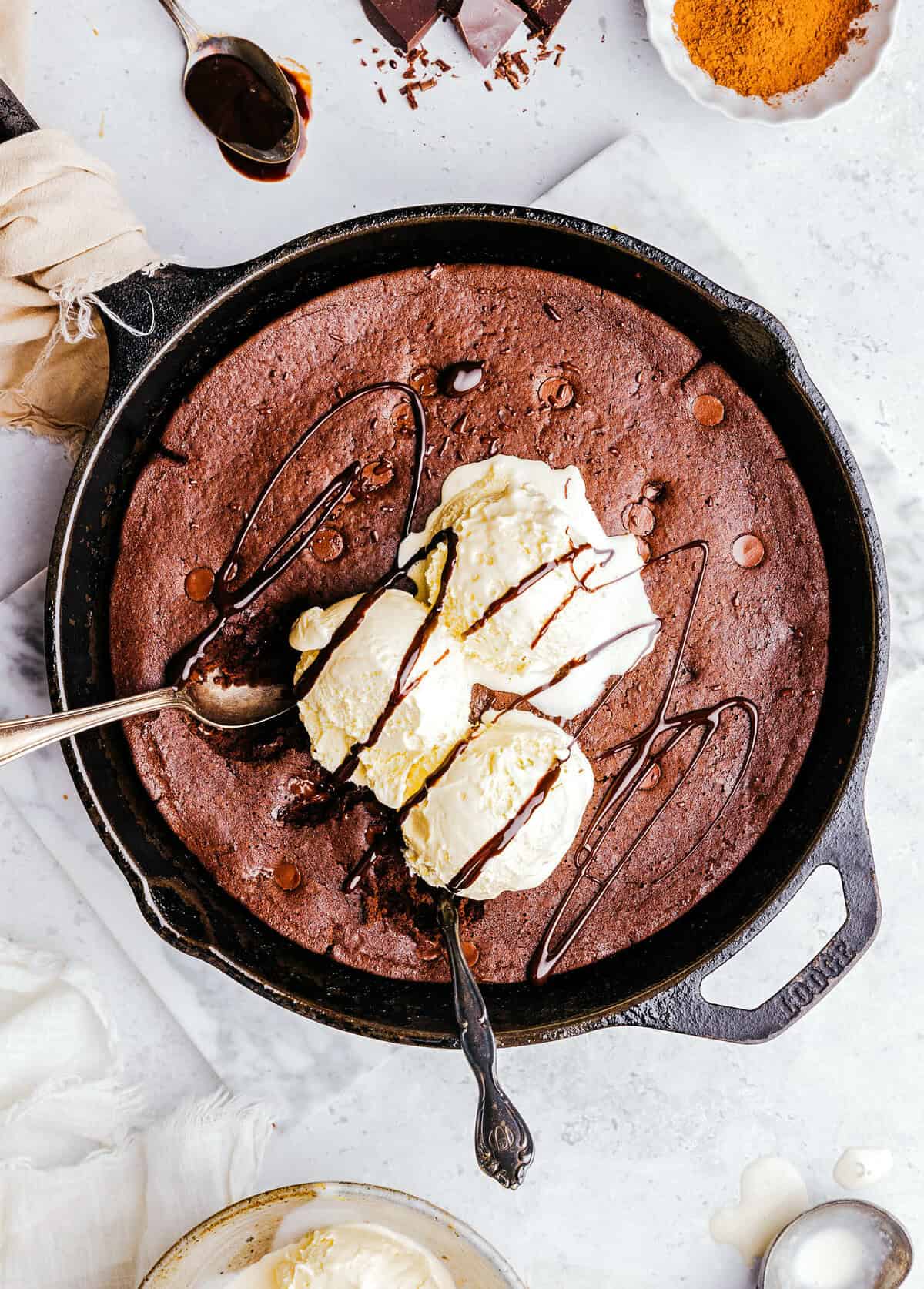 The BEST Flourless Chocolate Chip Brownies