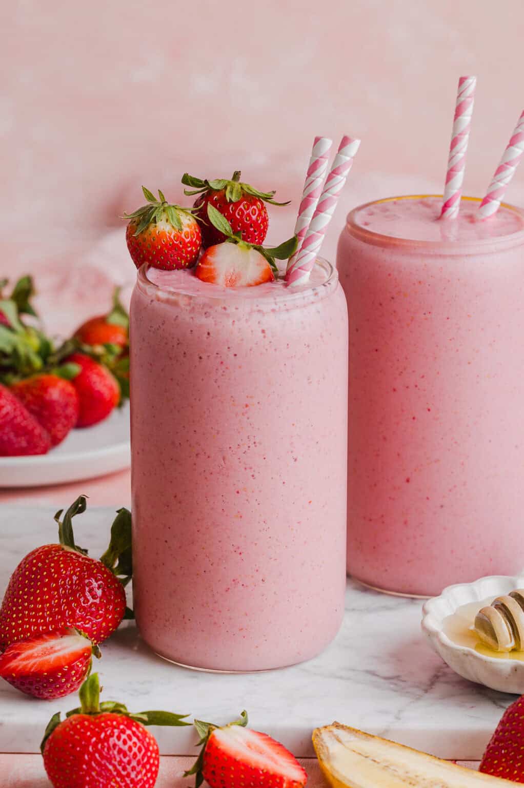 Strawberry Banana Smoothie - Eat Yourself Skinny